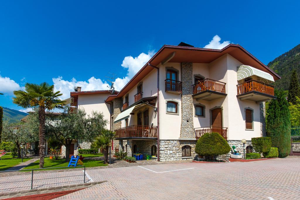 Villa Mariarosa Apartments Tignale Dış mekan fotoğraf