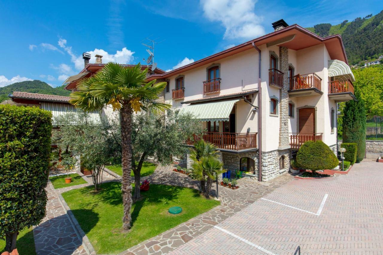 Villa Mariarosa Apartments Tignale Dış mekan fotoğraf