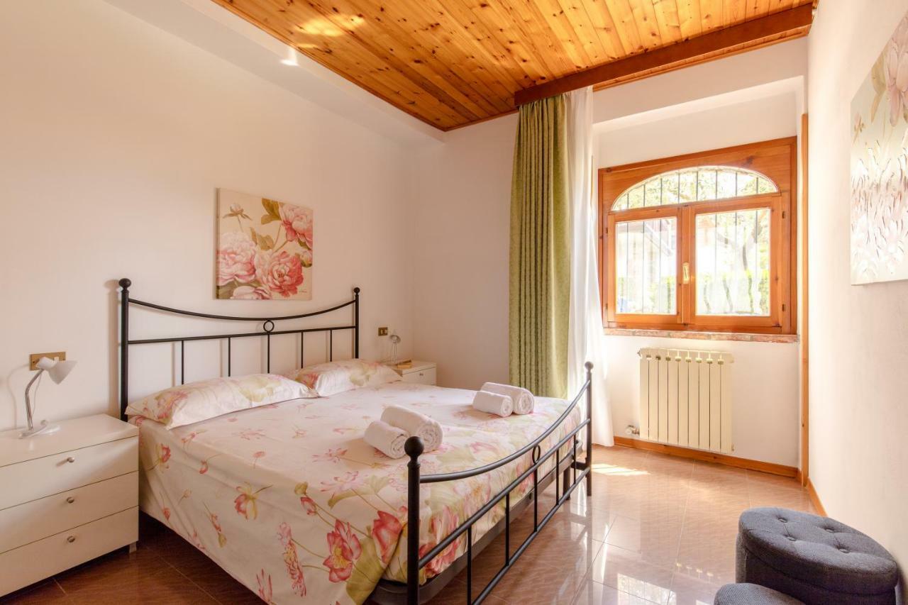 Villa Mariarosa Apartments Tignale Dış mekan fotoğraf